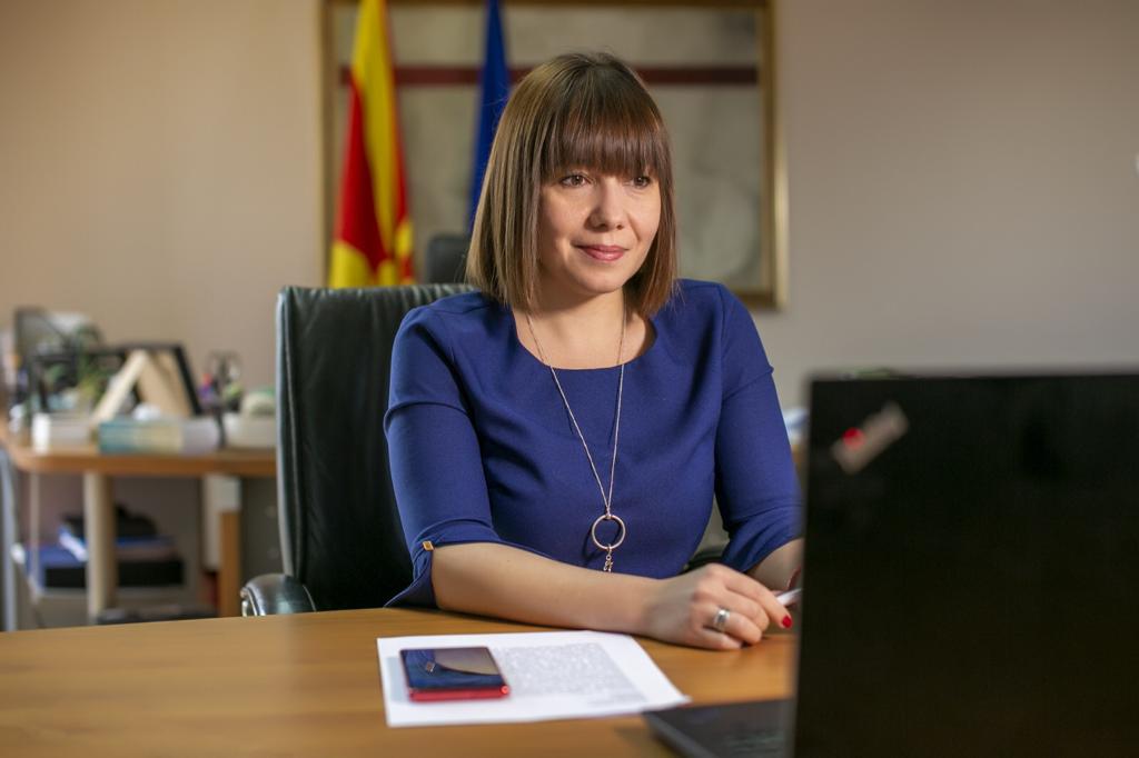 Царовска: Двојно растат социјалните стипендии за студенти
