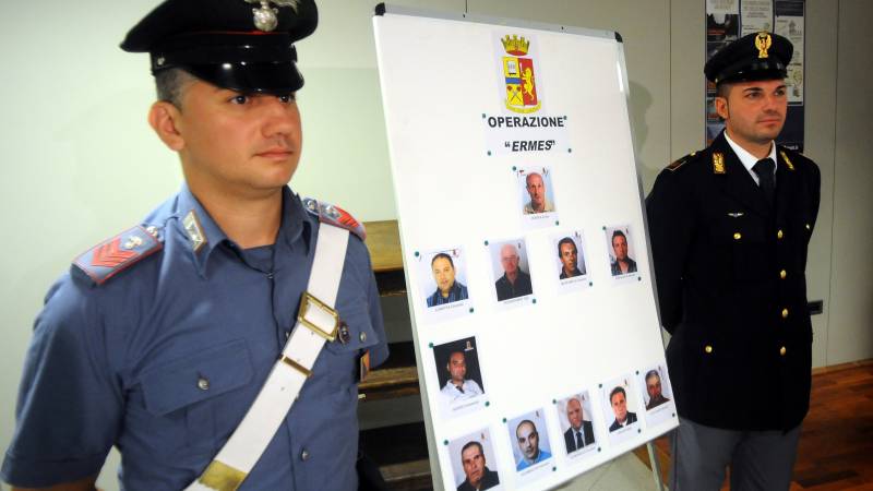 ГО ПОМЕШАЛЕ СО КУМ НА МАФИЈА: Во Холандија по грешка уапсиле фан на Формула 1