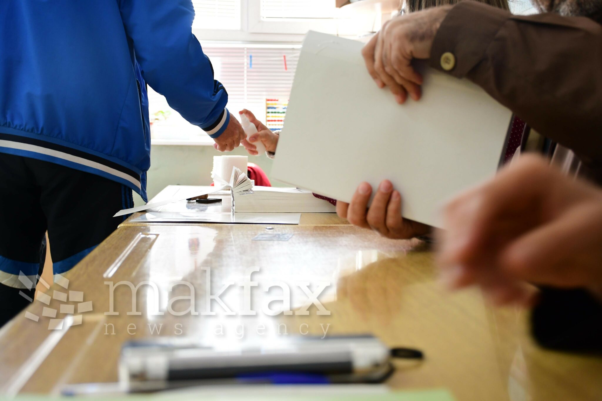 Даштевски со допис дозволи да гласаат повеќемина, за да се намали метежот