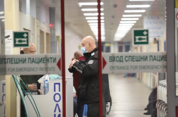 Хоспитализираните во „Пирогов“ се во стабилна состојба, еден денеска ќе биде опериран