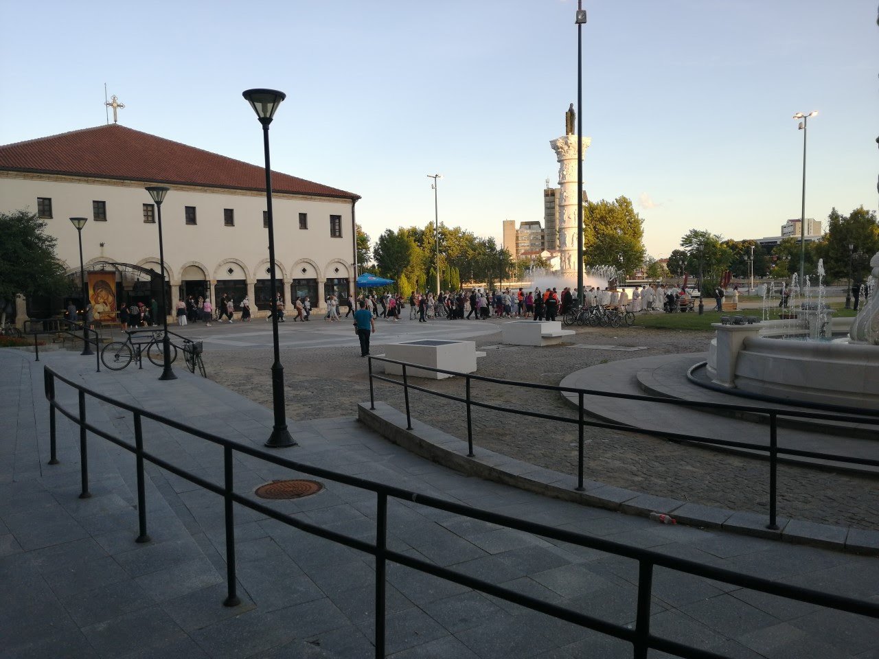 Вечерна богослужба и литија утре во црквата рождество на пресвета ...