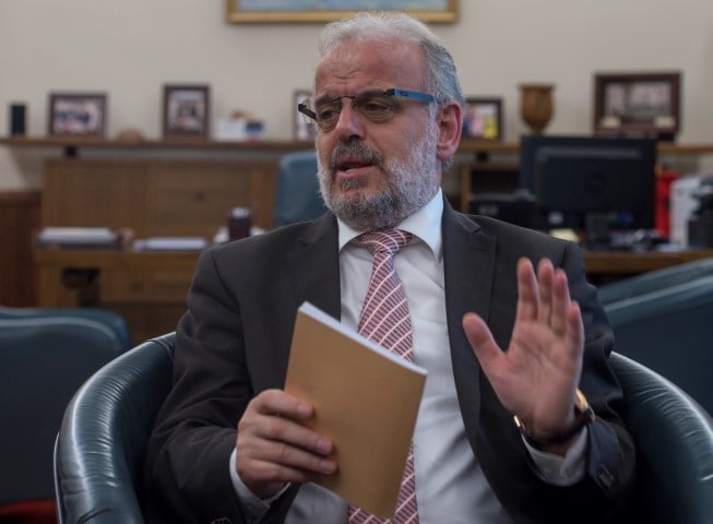 Вмро-дпмне: синот на талат џафери полагал правосуден испит пред да ...