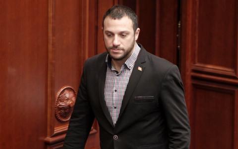 Богоевски: Гласав да се намали казната на синот на пратеничка, ЗА ТАА ДА ГЛАСА ЗА СЕВЕРНА (ВИДЕО)
